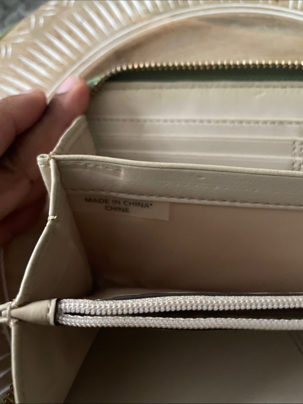 Coach Poppy Khaki Signature Canvas Zip Wallet with Green Trim - Picture 7 of 13